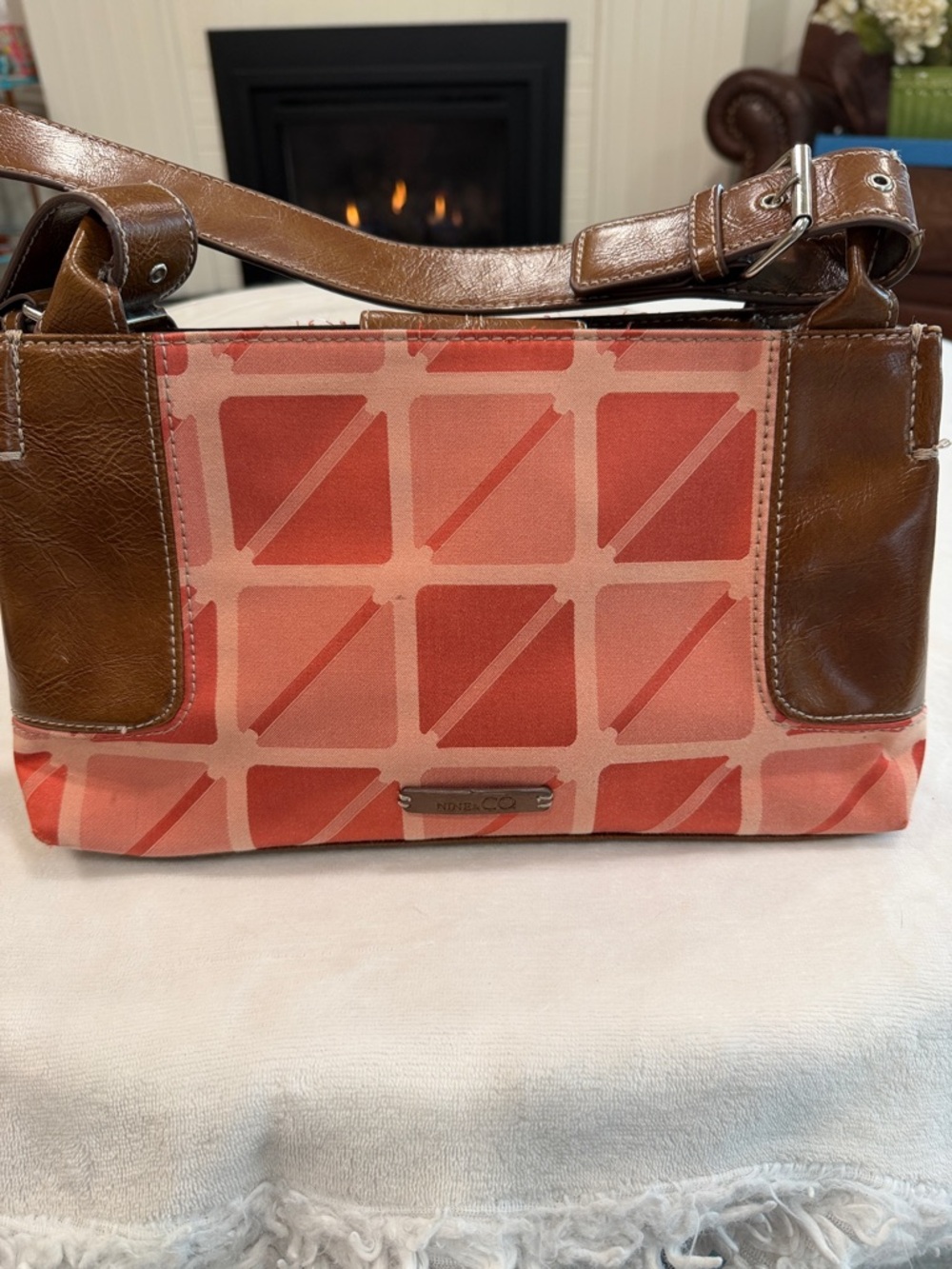Nine & Co. Vintage Coral Pink Geometric Shoulder Bag with Brown Trim